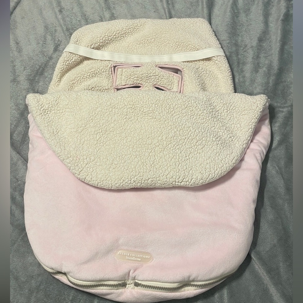 Cozy baby cover